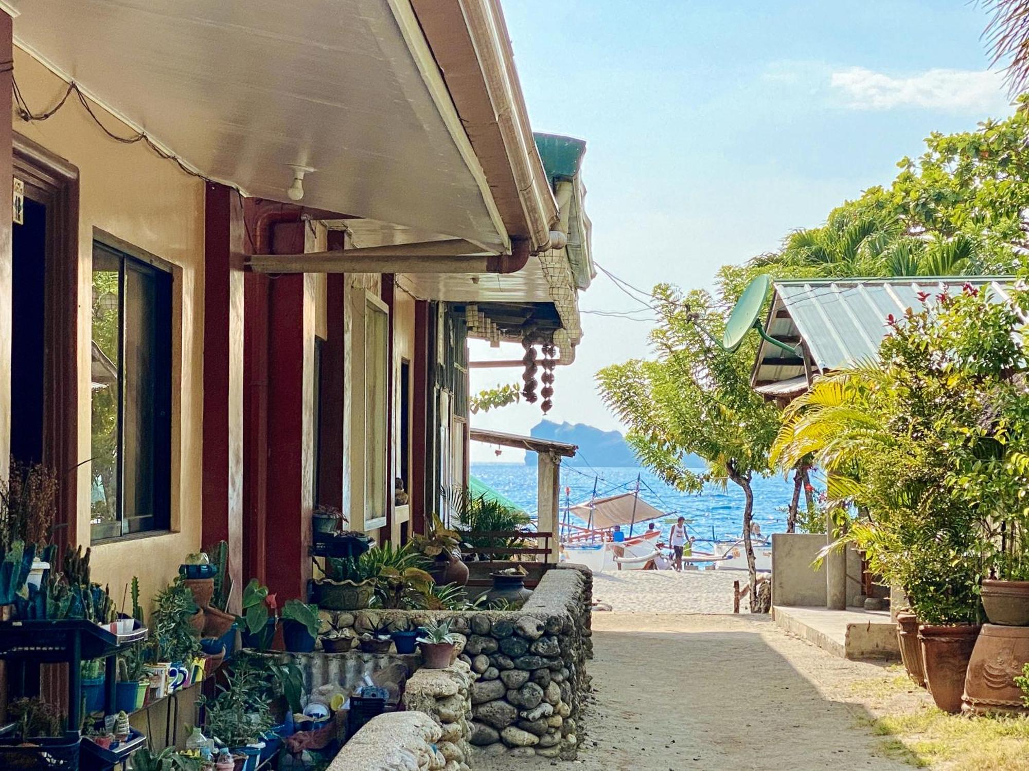 Reddoorz Hostel At Megans Paradisio Beach Resort San Antonio  Εξωτερικό φωτογραφία