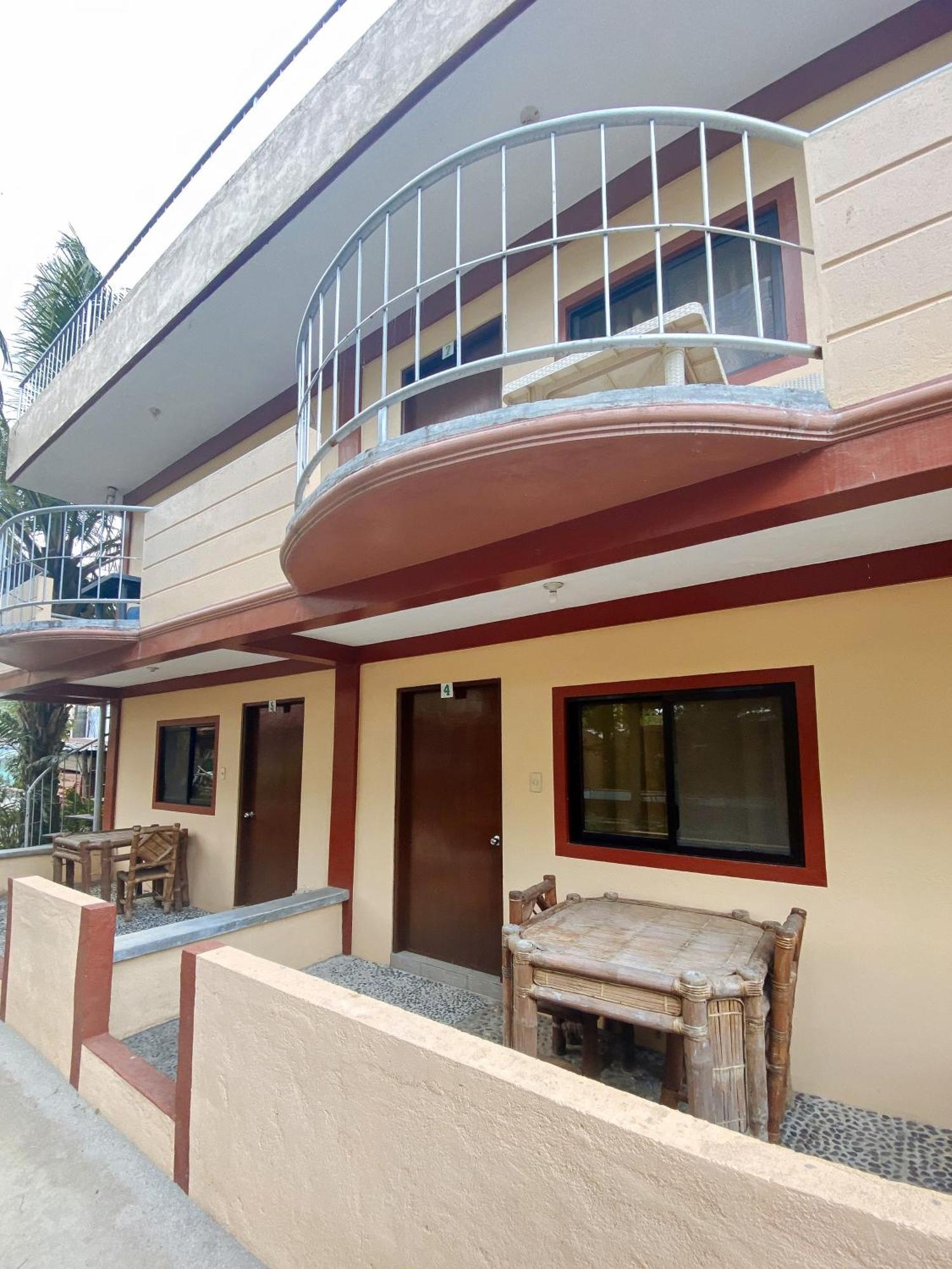 Reddoorz Hostel At Megans Paradisio Beach Resort San Antonio  Εξωτερικό φωτογραφία